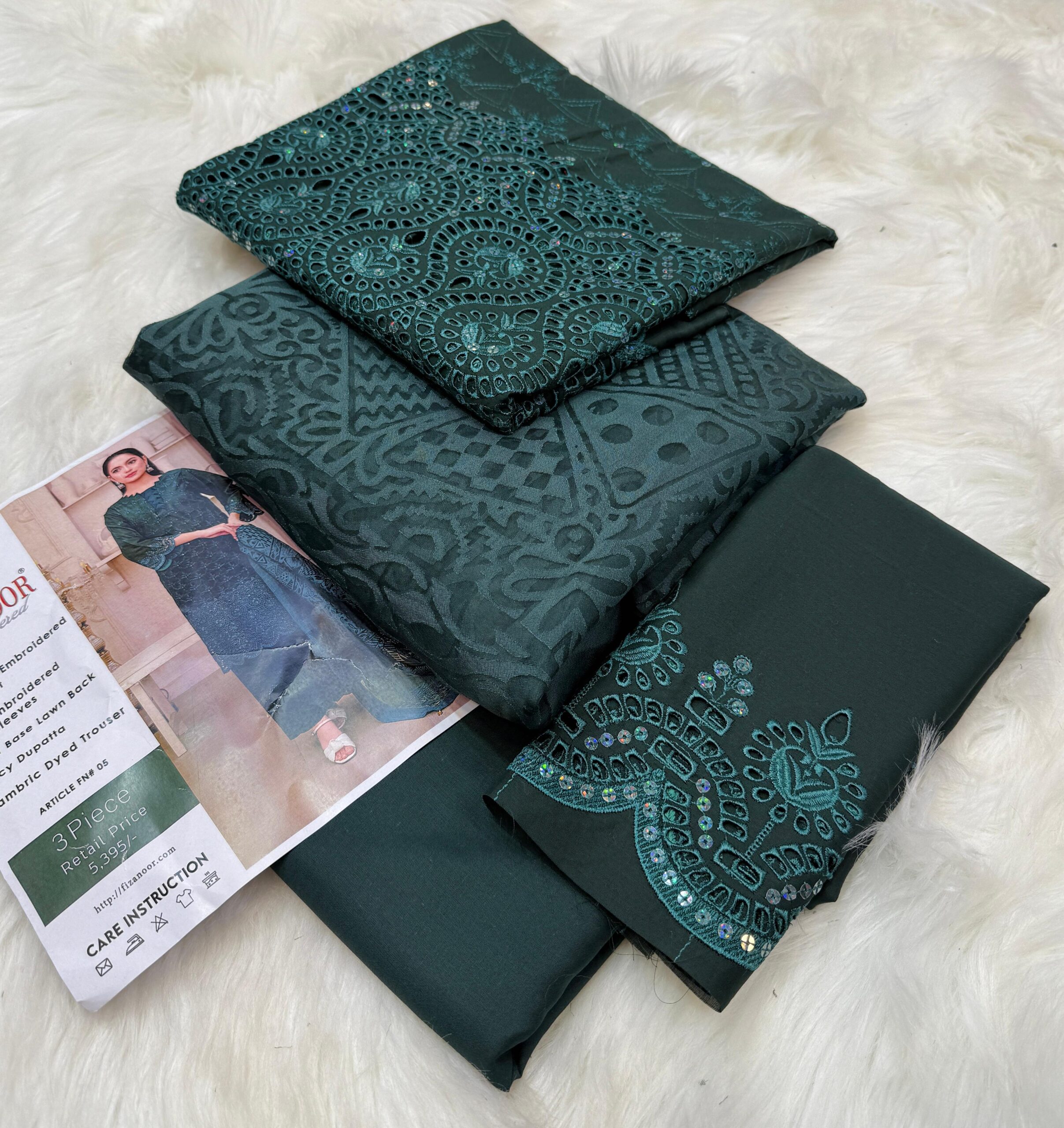 3 Piece Stitched Printed Lawn Suit AN-FN32025